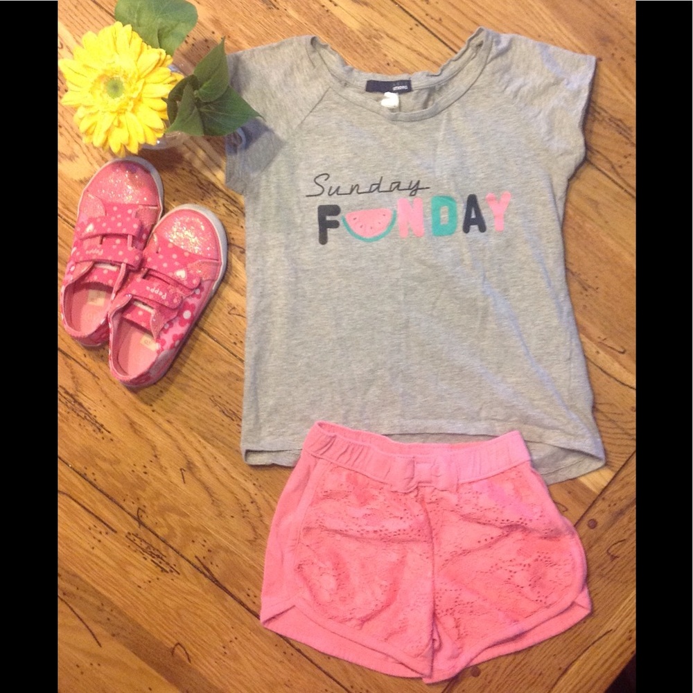 Girls outfit.